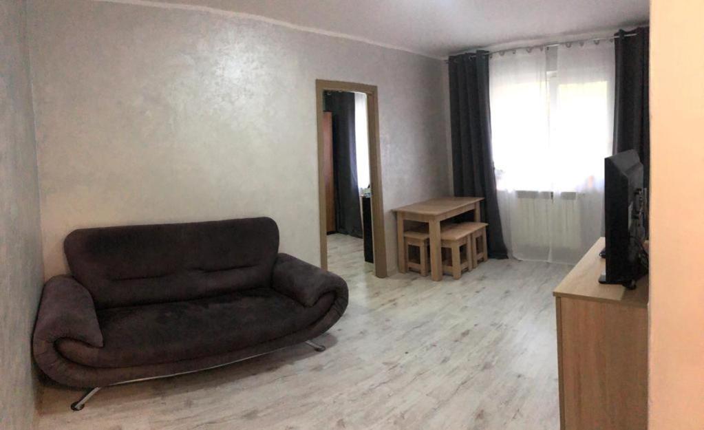 Dmi Apartment ยาช ภายนอก รูปภาพ