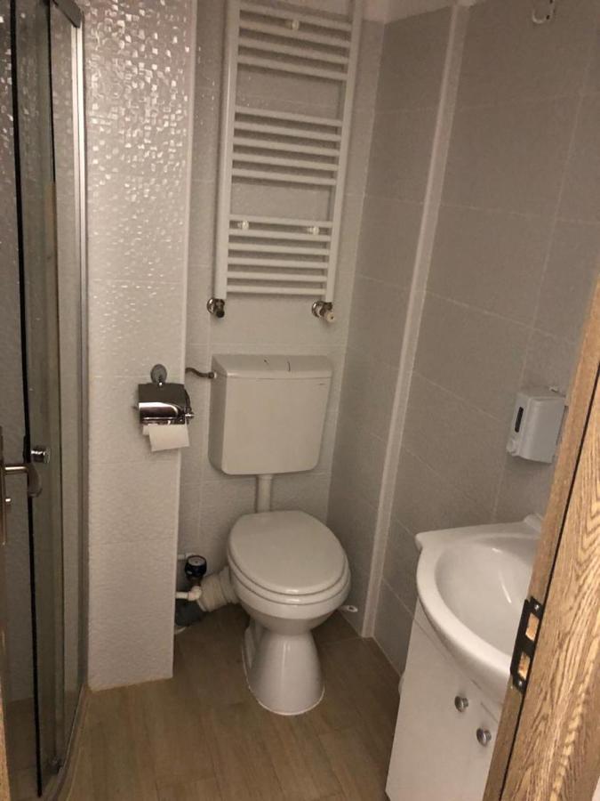 Dmi Apartment ยาช ภายนอก รูปภาพ